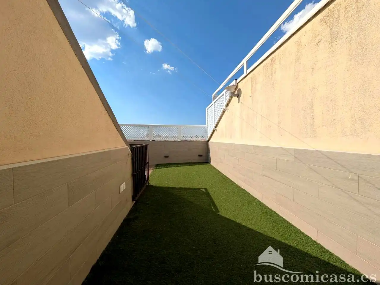 Flat for rent in Calle Reino Unido, San Gonzalo