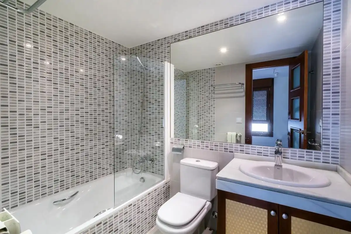 Baño de Casa o chalet en venta en L'Alfàs del Pi con Aire acondicionado, Jardín privado y Terraza