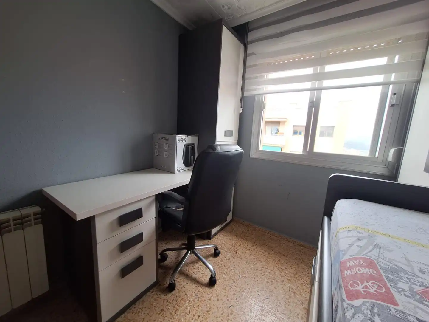 Dormitori de Pis en venda en Sabadell amb Calefacció i Balcó