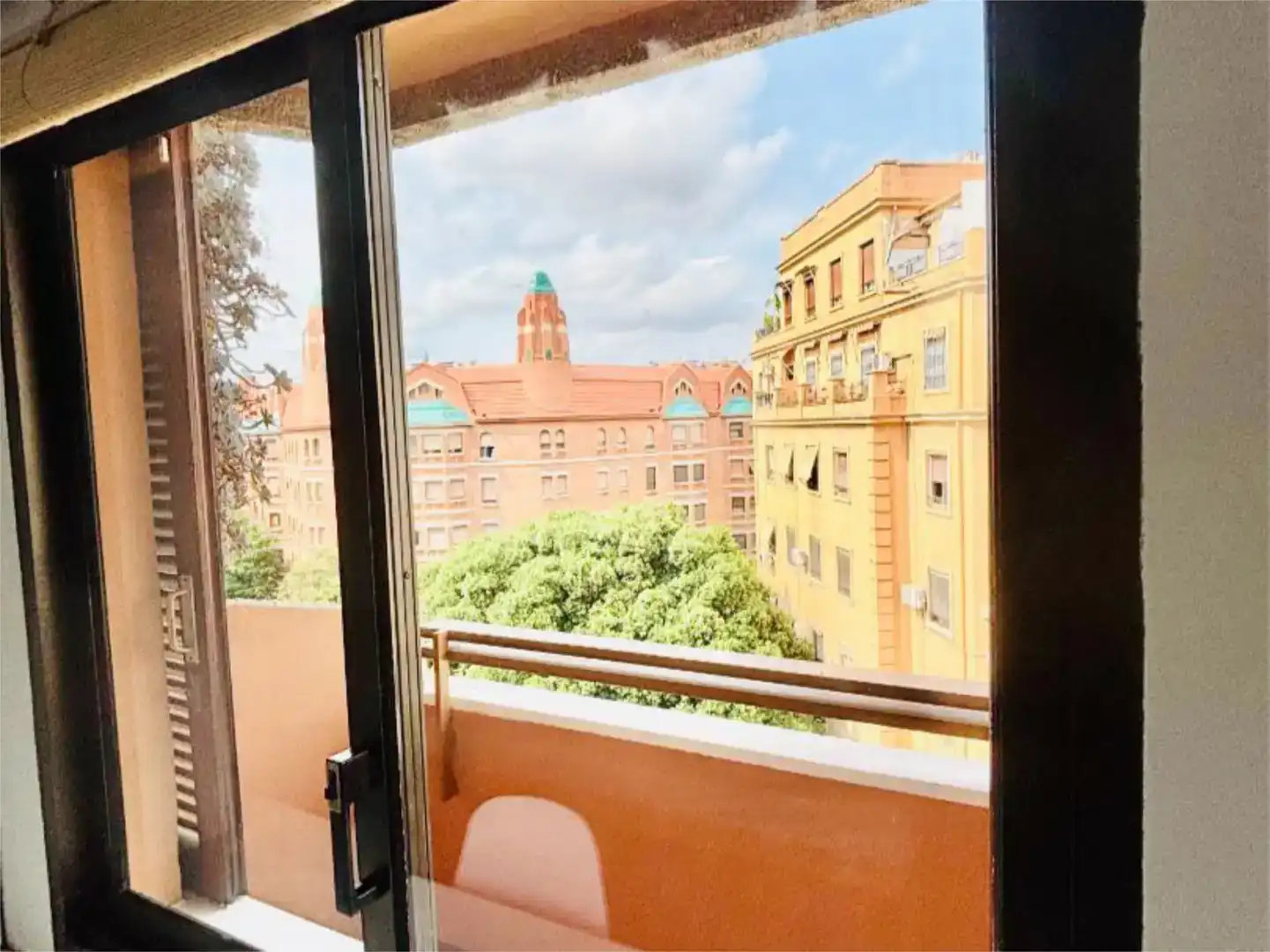 Terrasse von Wohnung zur Miete in  Valencia Capital mit Klimaanlage und Balkon
