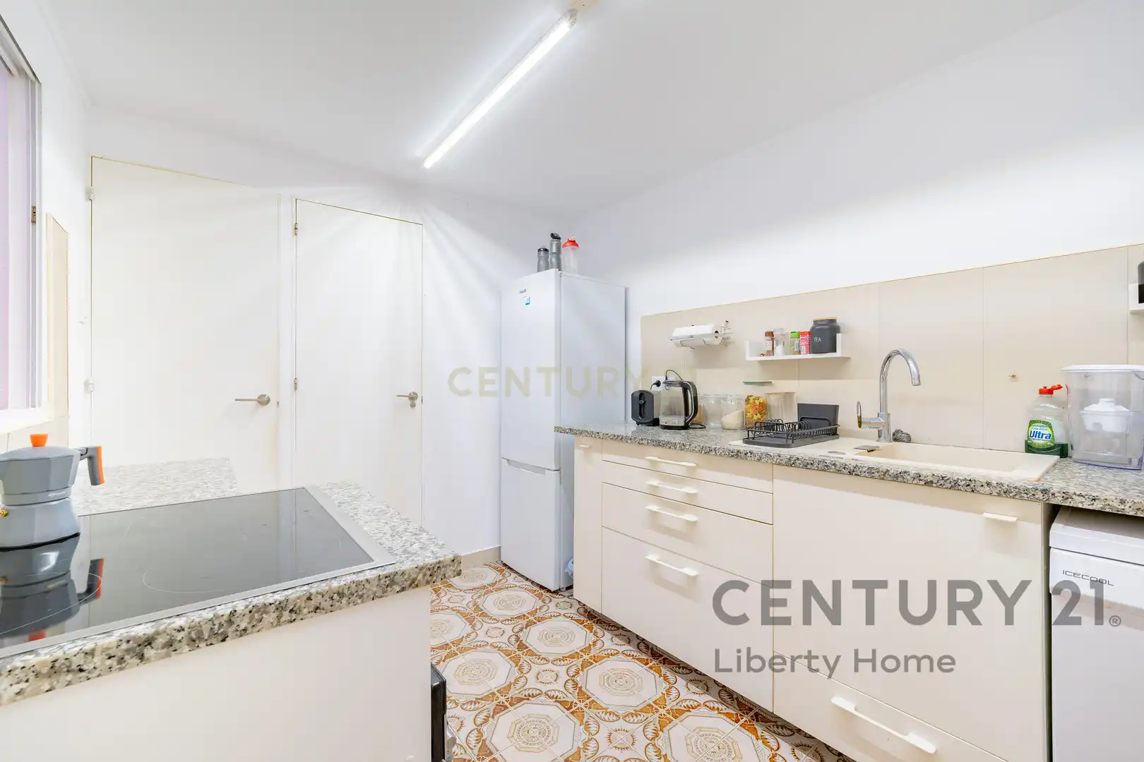 Flat for sale in Carrer Hernán Cortés, Puerto de Sagunto, Spain, imagen 5