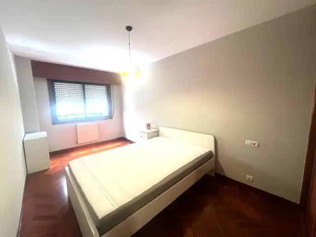 Schlafzimmer von Wohnung zur Miete in A Coruña Capital  mit Heizung, Parkett und Terrasse