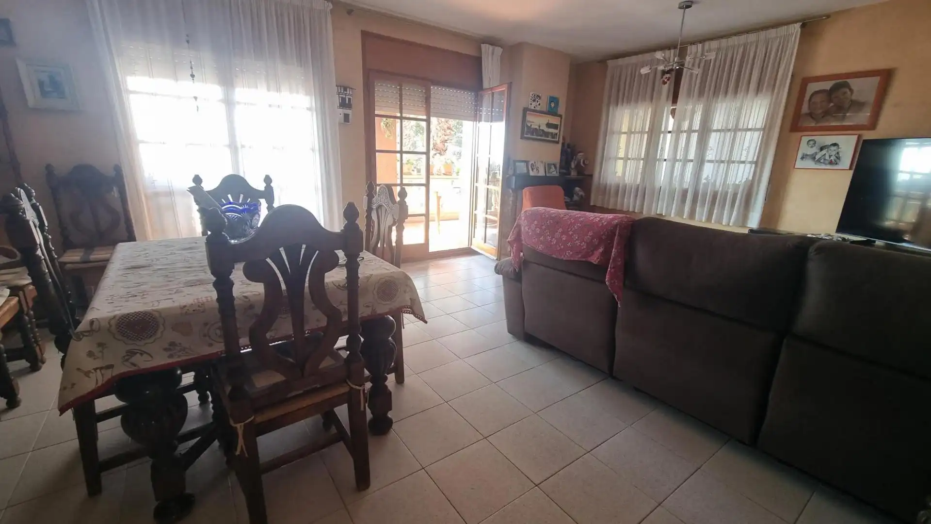 Chalet con terraza en venta en Bellvei, imagen 8