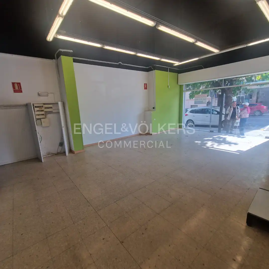 Business premises to rent in Vallirana, imagen 3