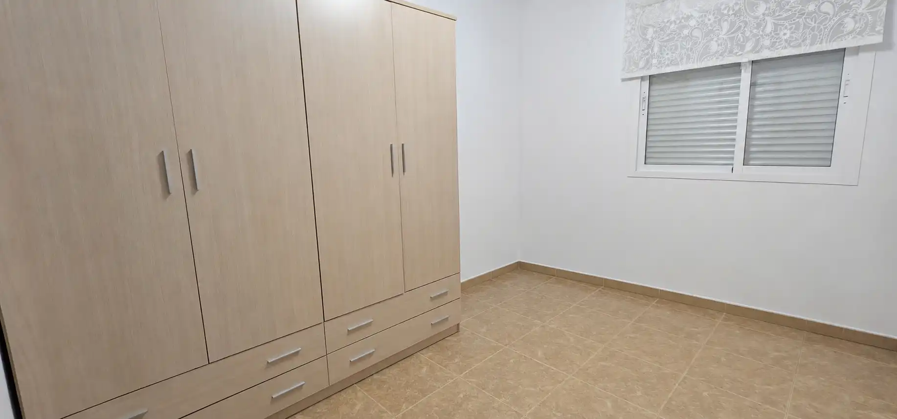 Habitación de Piso en venta en Totana con Aire acondicionado, Terraza y Amueblado