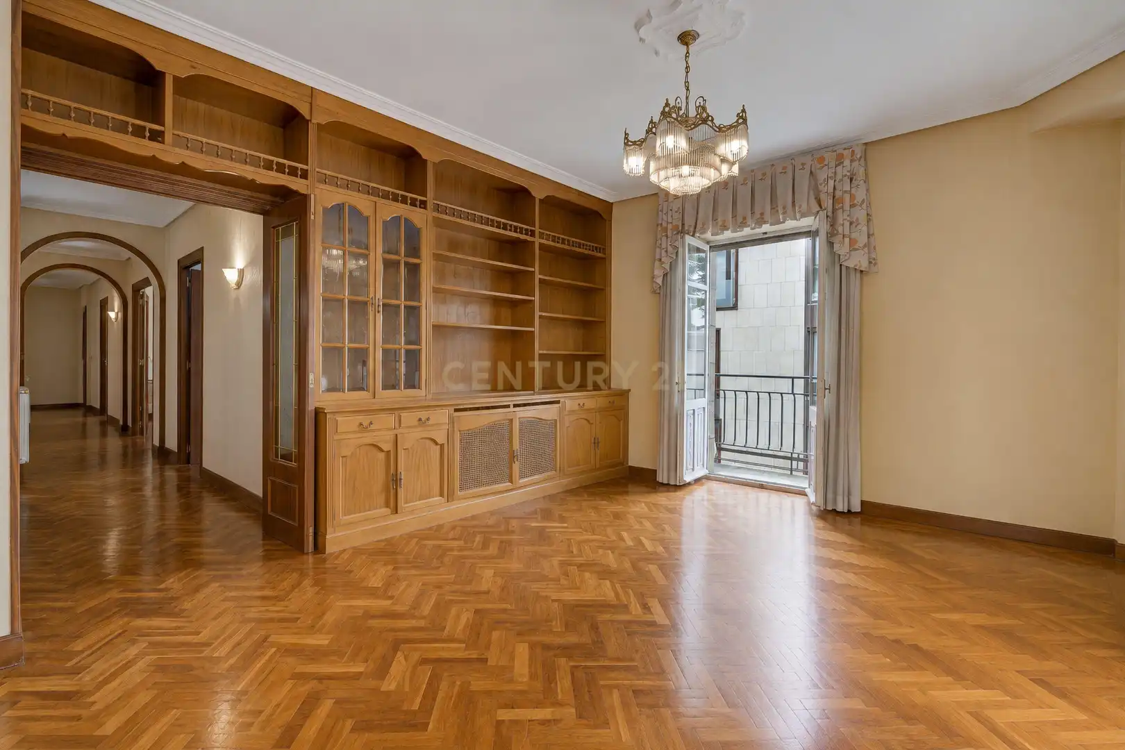 Sala d'estar de Apartament en venda en Irun  amb Traster i Balcó