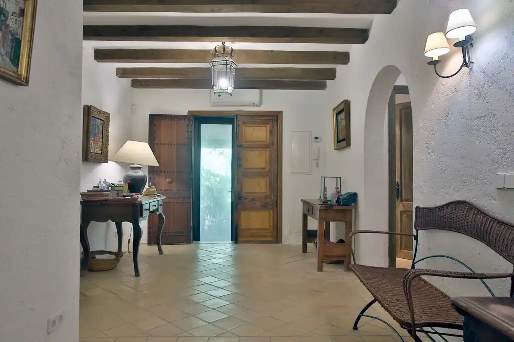 Country homes for sale in Pollença  with Air Conditioner, Heating and Private garden