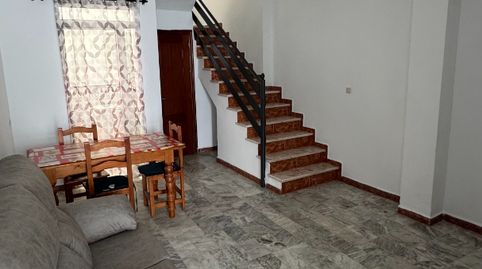 AMPLIA CASA EN BRENES CON DOS HABITACIONES Y DOS BAÑOS