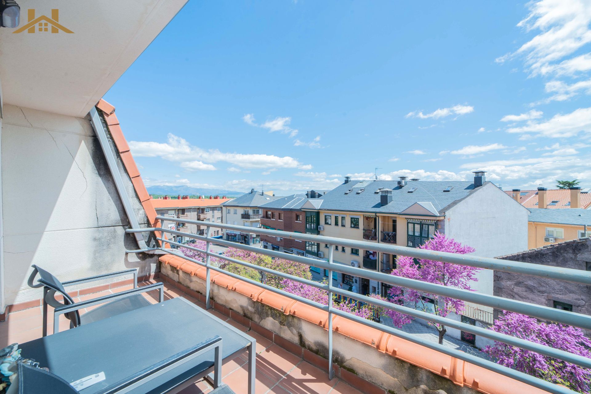Balcony of Flat for sale in El Escorial  with Heating, Parquet flooring and Terrace
