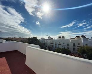 Vista exterior de Casa o xalet en venda en Tarifa amb Terrassa