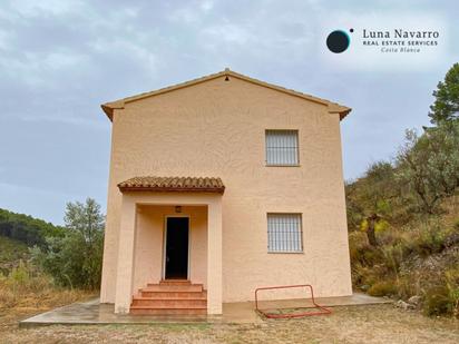 Vista exterior de Casa o xalet en venda en Confrides amb Terrassa