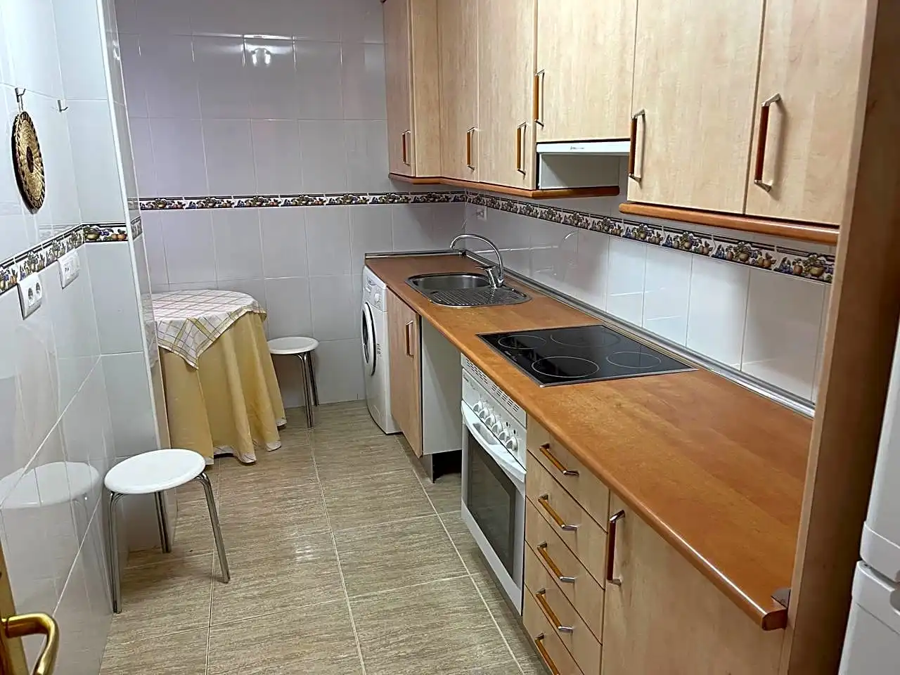 Kitchen of Flat for rent in Navalcarnero  with Heating and Furnished