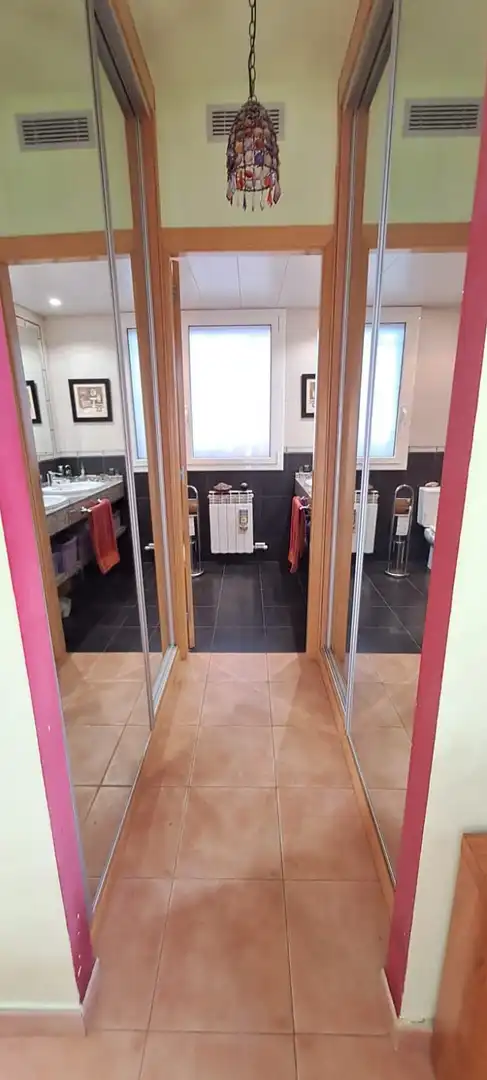 Baño de Casa o chalet en venta en Vallirana con Aire acondicionado, Calefacción y Terraza