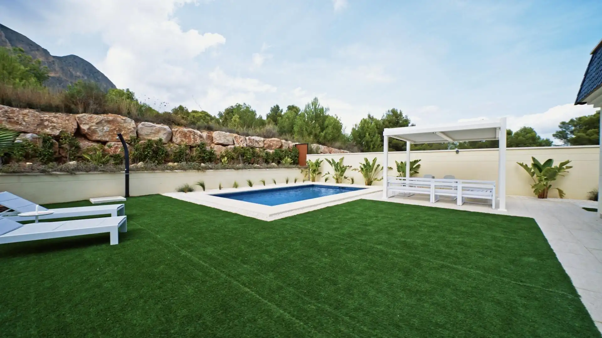 Chalet con piscina en venta en Calle PAU NUMERO 1, imagen 48