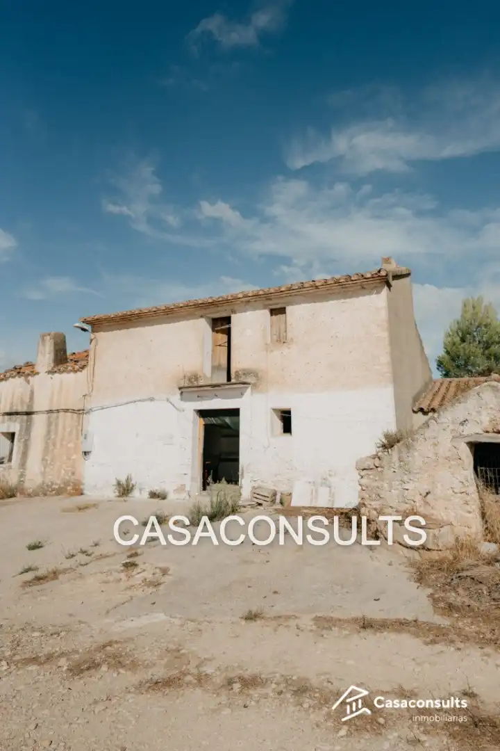 Casa rústica en venta en Sierra Engarcerán