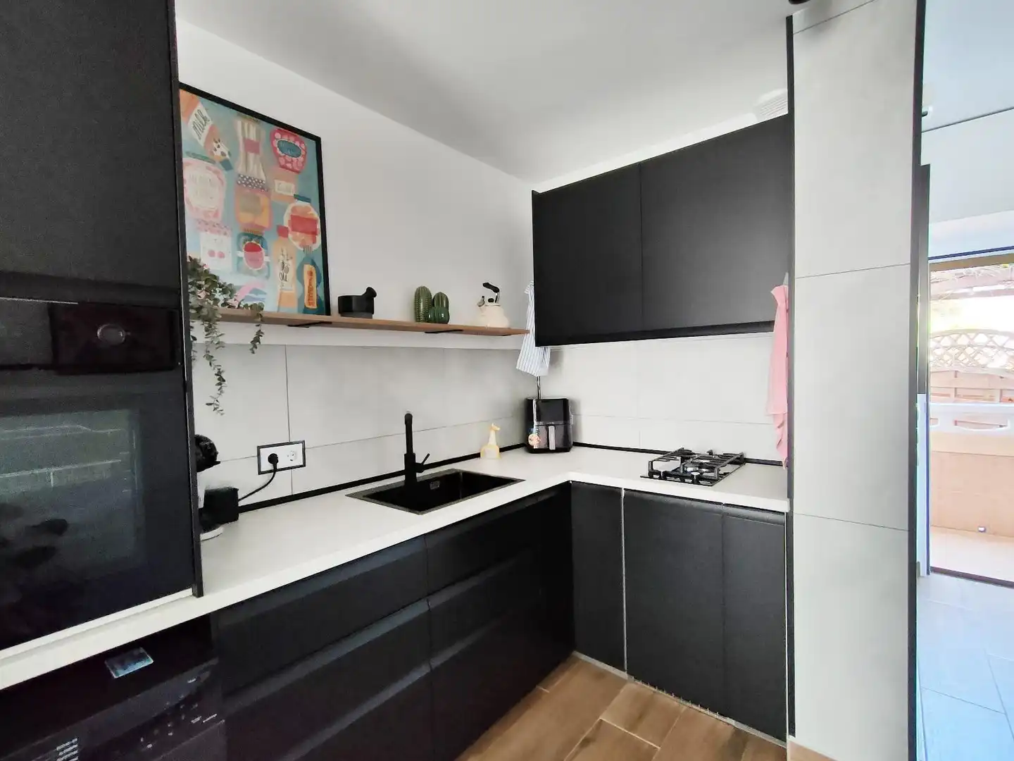 Cocina de Estudio en venta en Torrevieja con Jardín privado y Amueblado