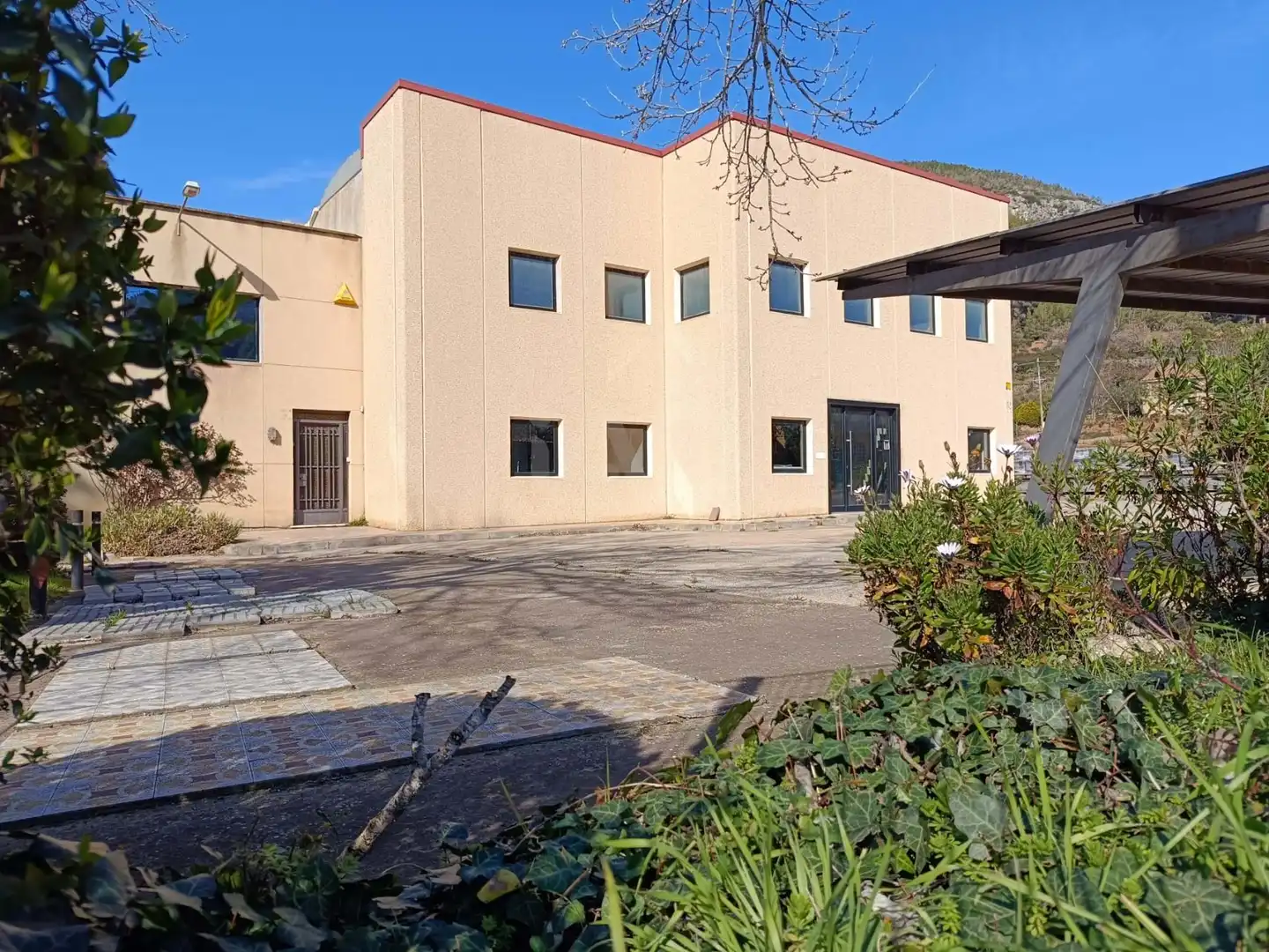 Vista exterior de Edificio en venta en Sant Quintí de Mediona