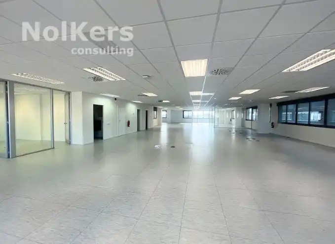 Office for rent in L'Hospitalet de Llobregat  with Air Conditioner and Heating