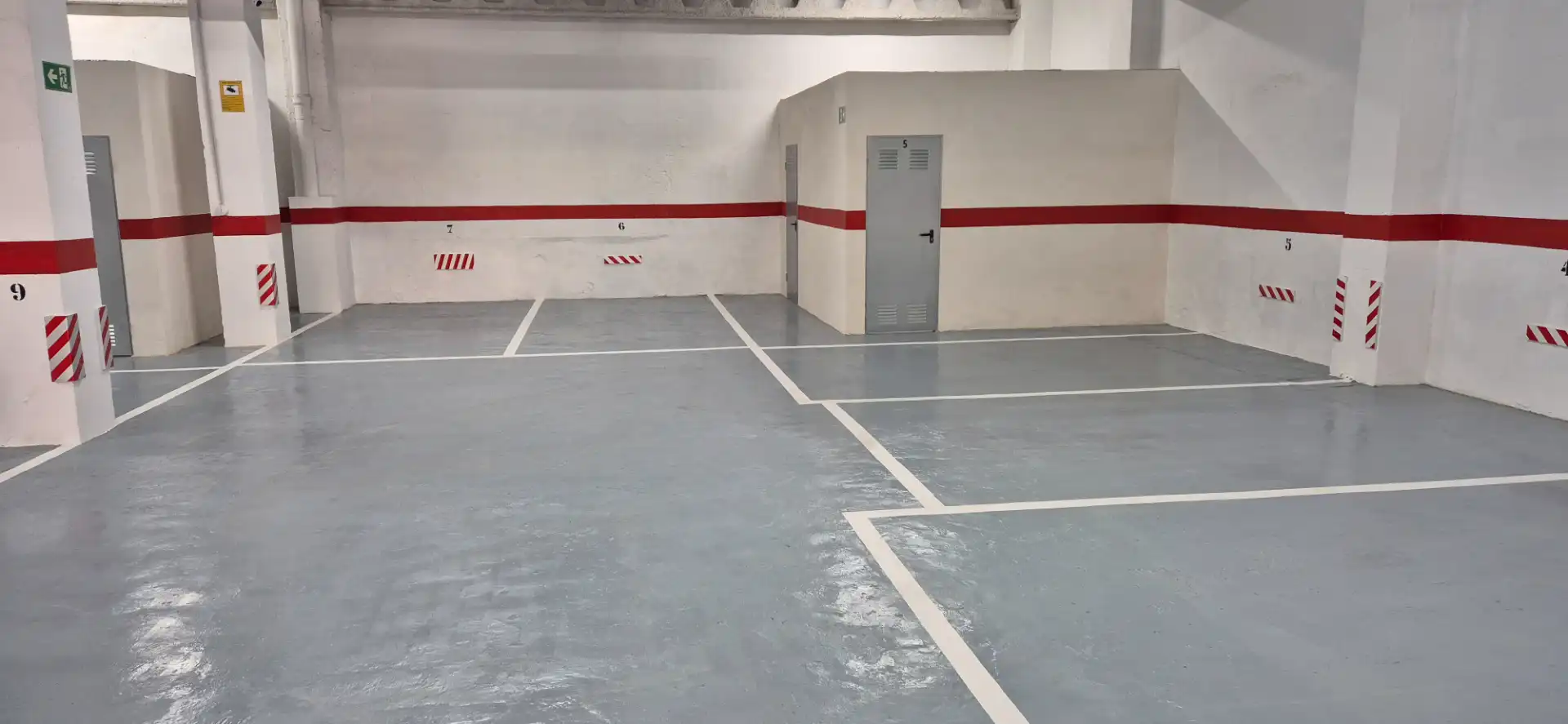 Parking of Garage for rent in Alfafar