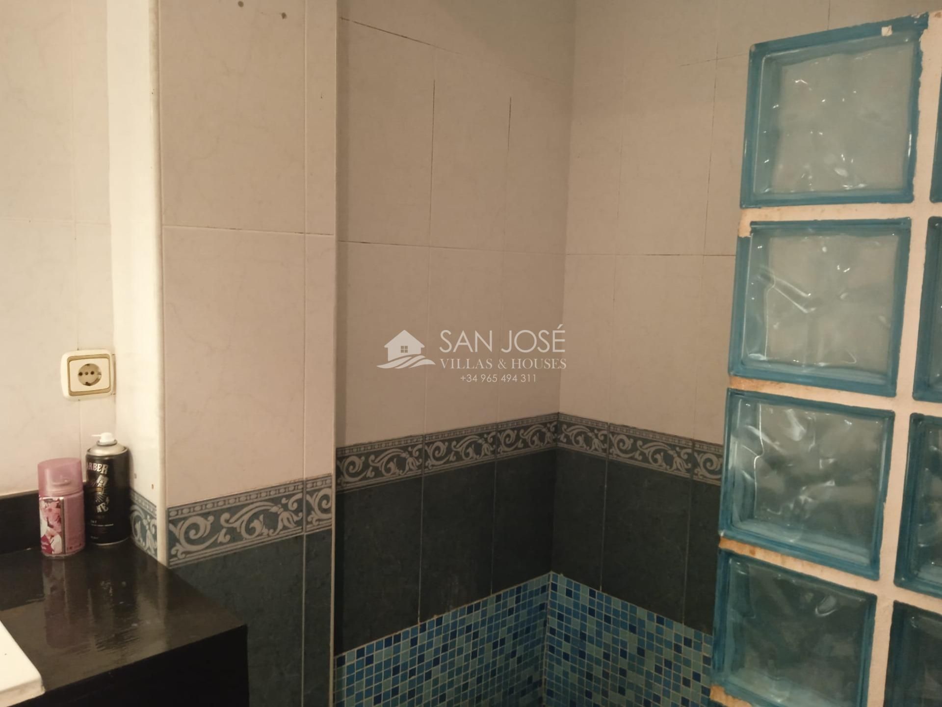 Bathroom of House or chalet for sale in Ibi  with Terrace and Storage room