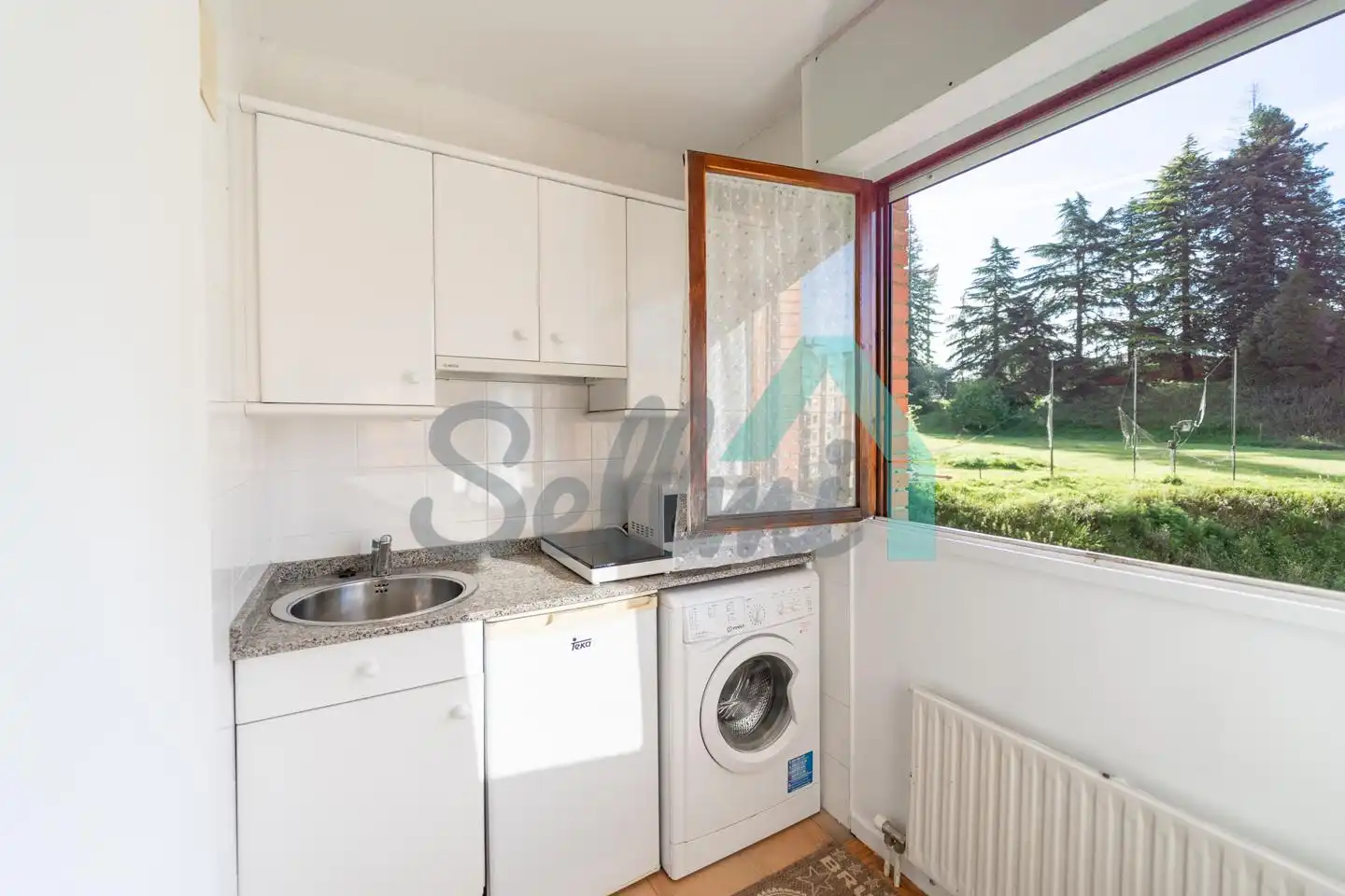 Küche von Wohnung zur Miete in Oviedo  mit Heizung, Parkett und Möbliert