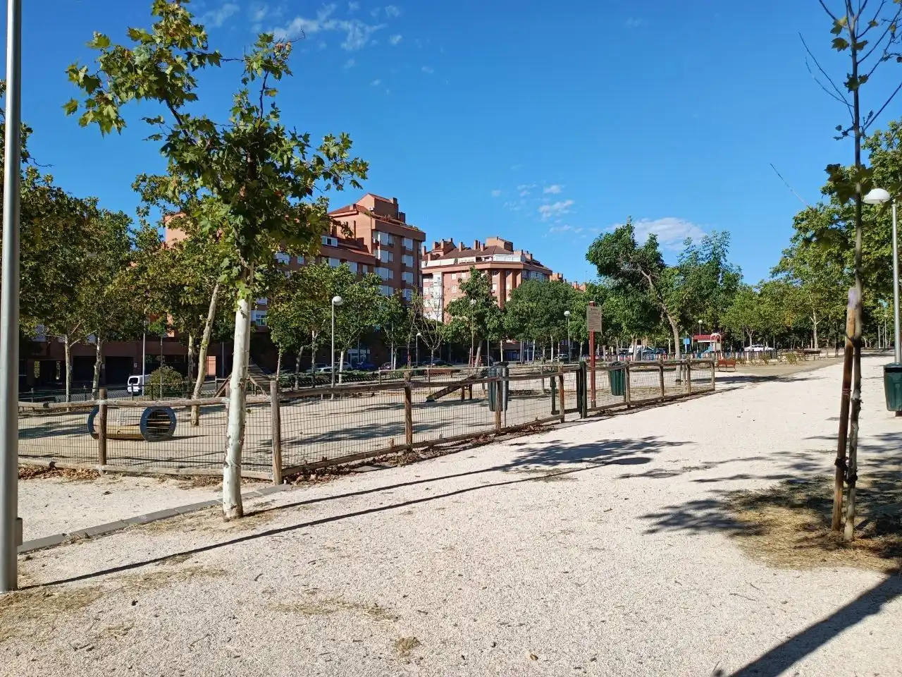 Außenansicht von Dachboden zur Miete in Madrid mit Klimaanlage, Heizung und Parkett