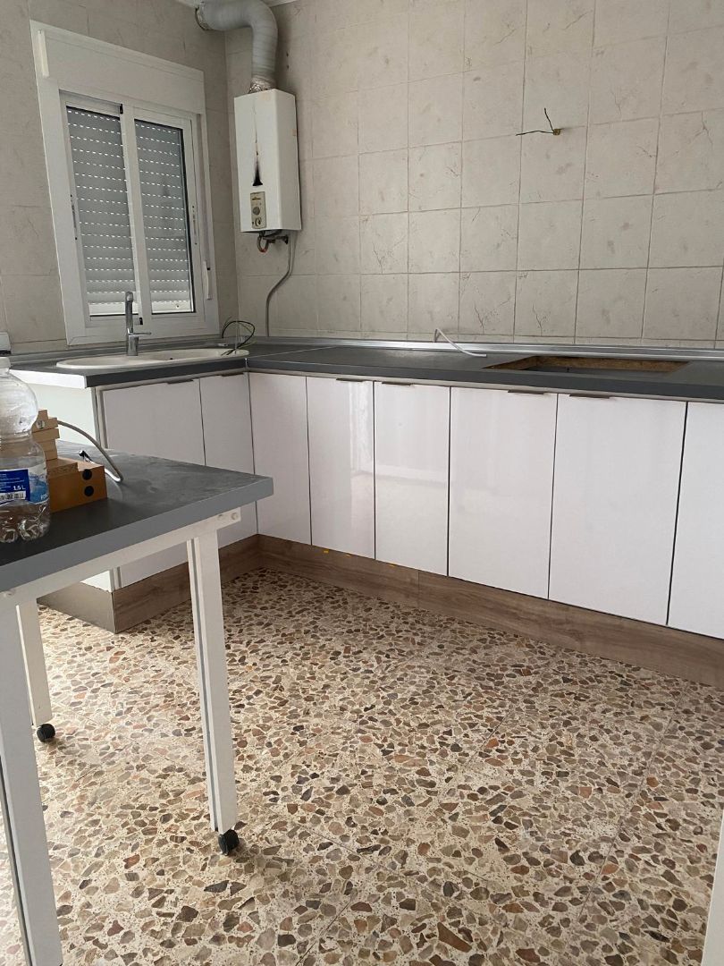Cocina de Casa adosada de alquiler en Chiclana de la Frontera