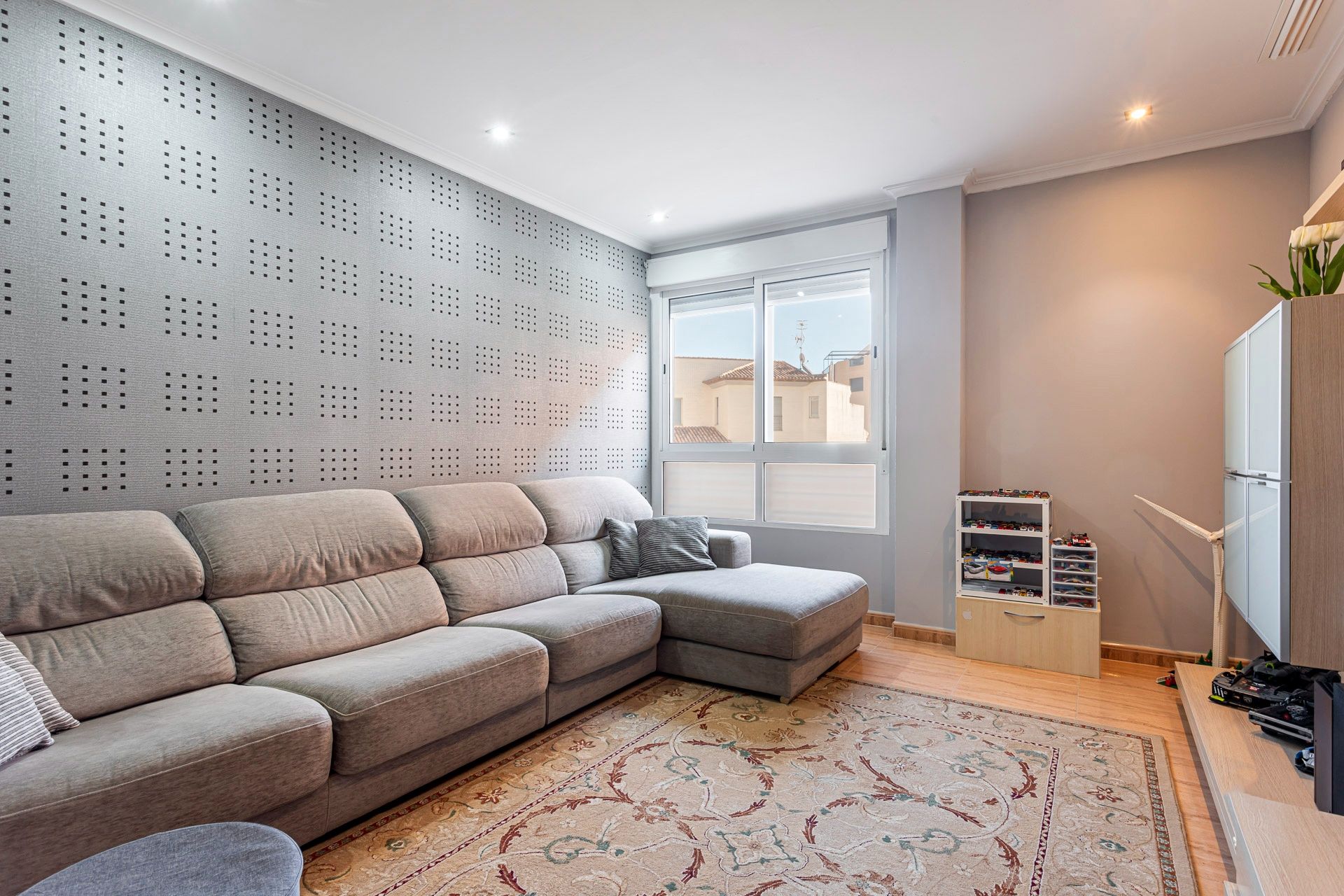 Living room of Flat for sale in Almoines  with Air Conditioner, Heating and Terrace