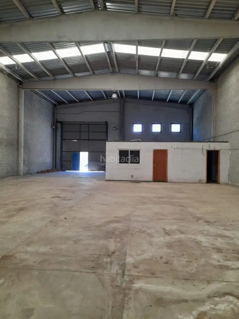 Industrial building to rent in Carrer de la Carretera 4, imagen 6