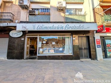 Local comercial en venda a Baños