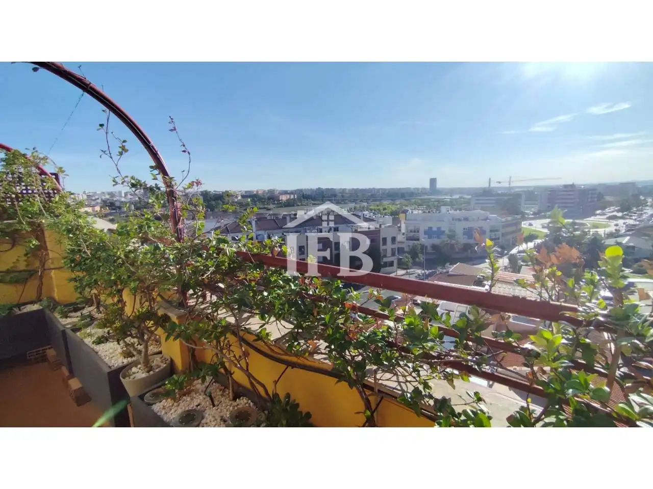 Exterior view of Duplexes for sale in La Estación 