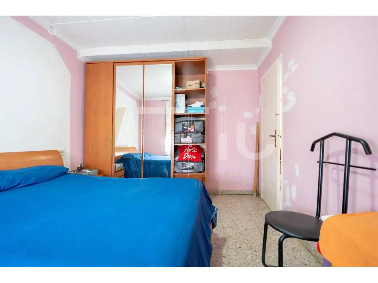 Dormitori de Casa o xalet en venda en Sabadell amb Calefacció, Terrassa i Traster
