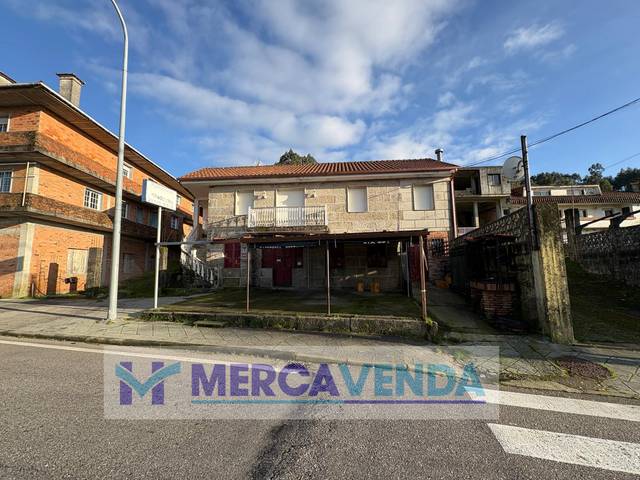 Local comercial en Alquiler en Lugar Igrexa, 19 en Covelo