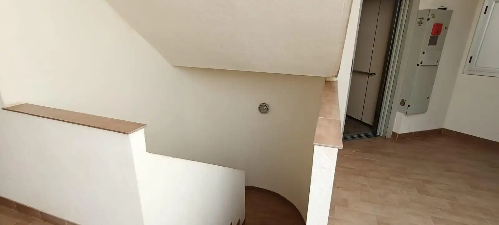 Dachboden zum Verkauf in L'Ampolla mit Terrasse und Balkon