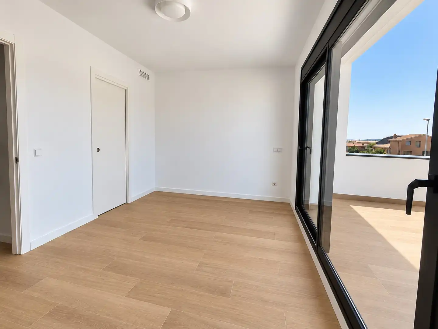 Casa pareada con balcón en venta en Carrer Pintor Solives 166, imagen 6