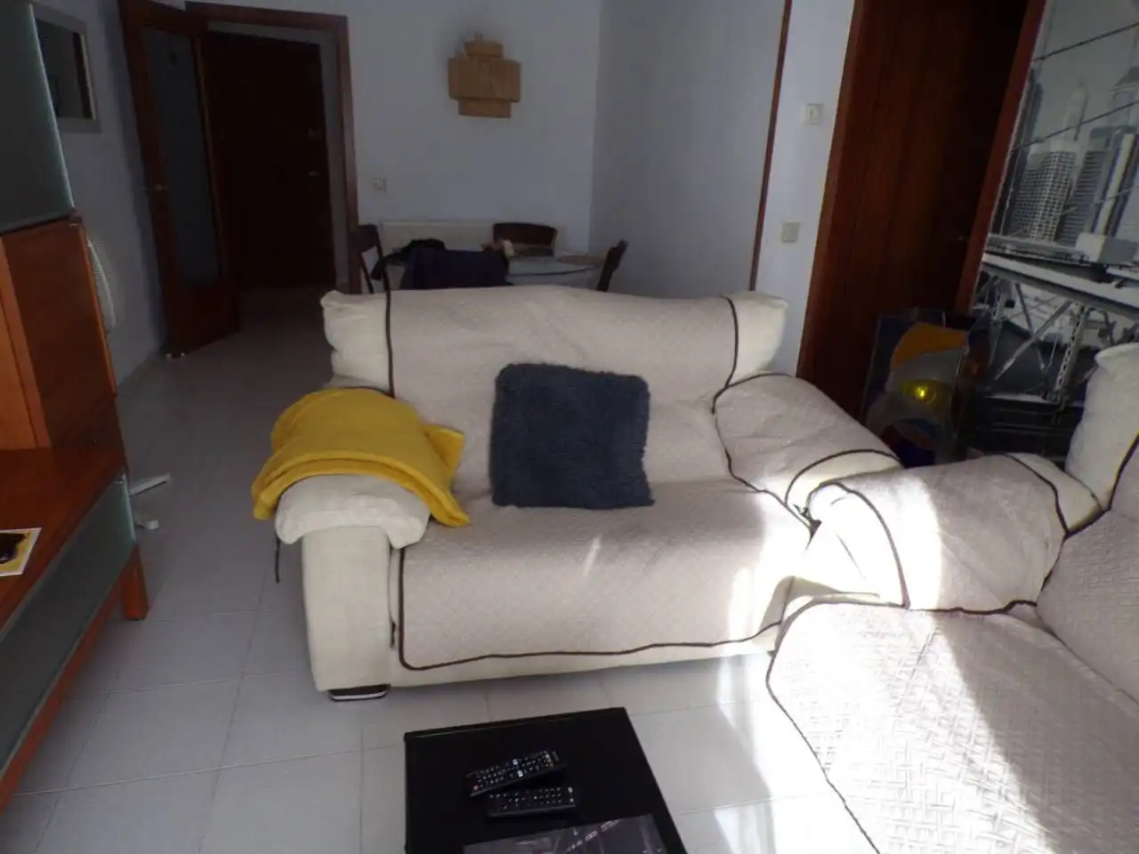 Living room of Flat for sale in Figueres  with Terrace and Furnished