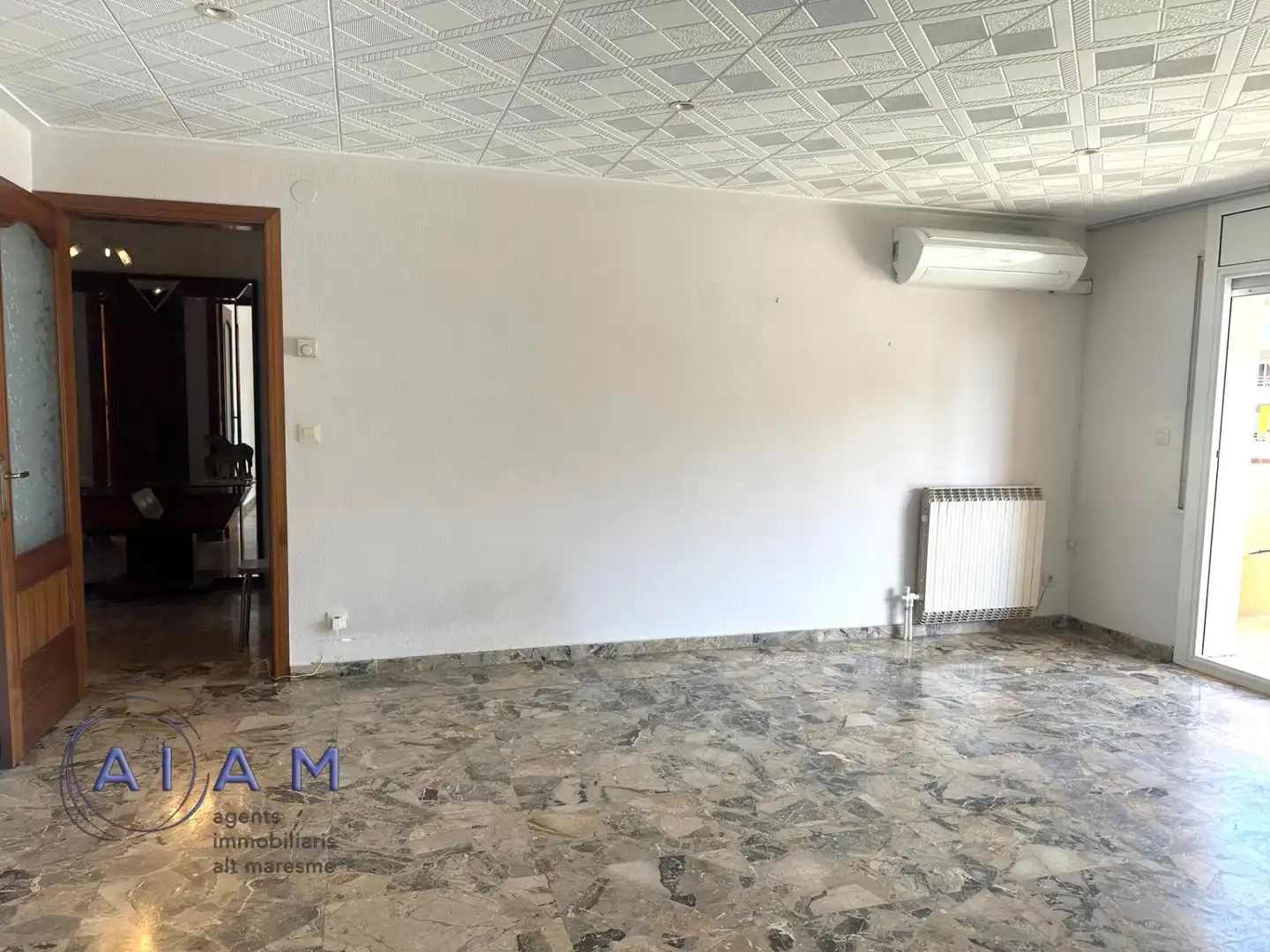 Sala d'estar de Pis en venda en Calella amb Aire condicionat, Calefacció i Terrassa