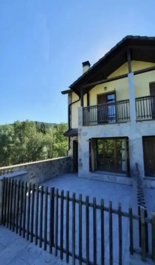 Vista exterior de Casa o chalet en venta en Castiello de Jaca, Huesca