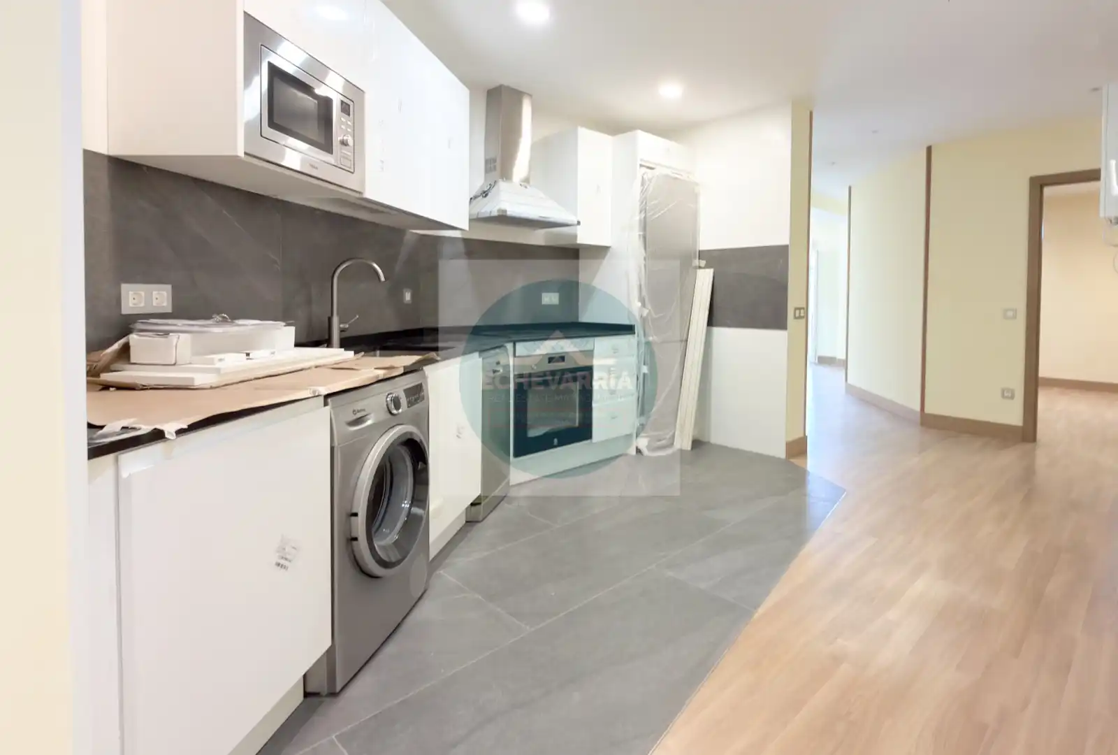 Kitchen of Flat for rent in Madrid  with Air Conditioner, Heating and Terrace