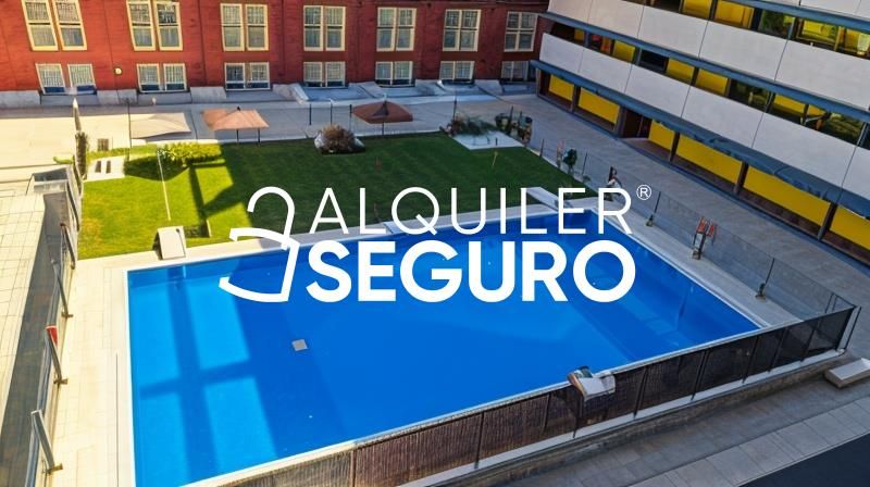 Swimming pool of Flat to rent in Camas  with Air Conditioner, Storage room and Swimming Pool