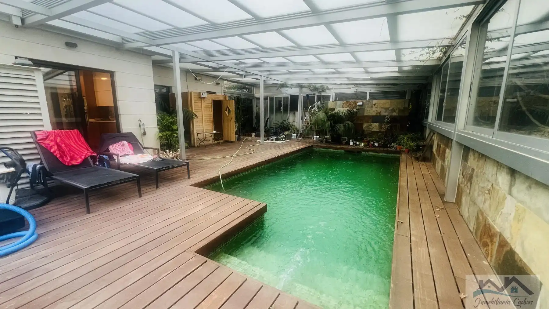 Swimming pool of Houses for sale in Valdecabañas
