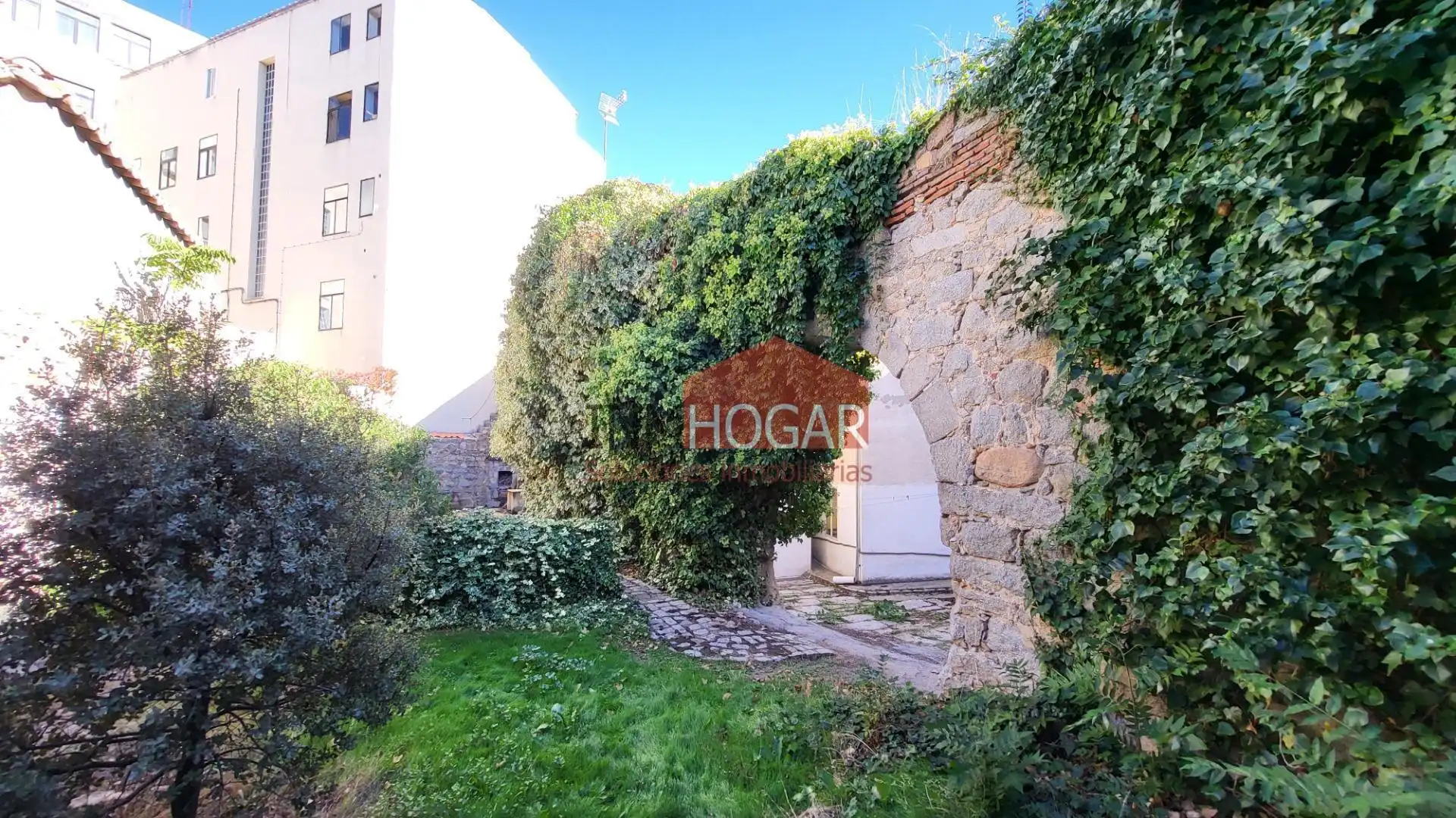 Jardín de Casa o chalet en venta en Ávila con Jardín privado, Trastero y Balcón