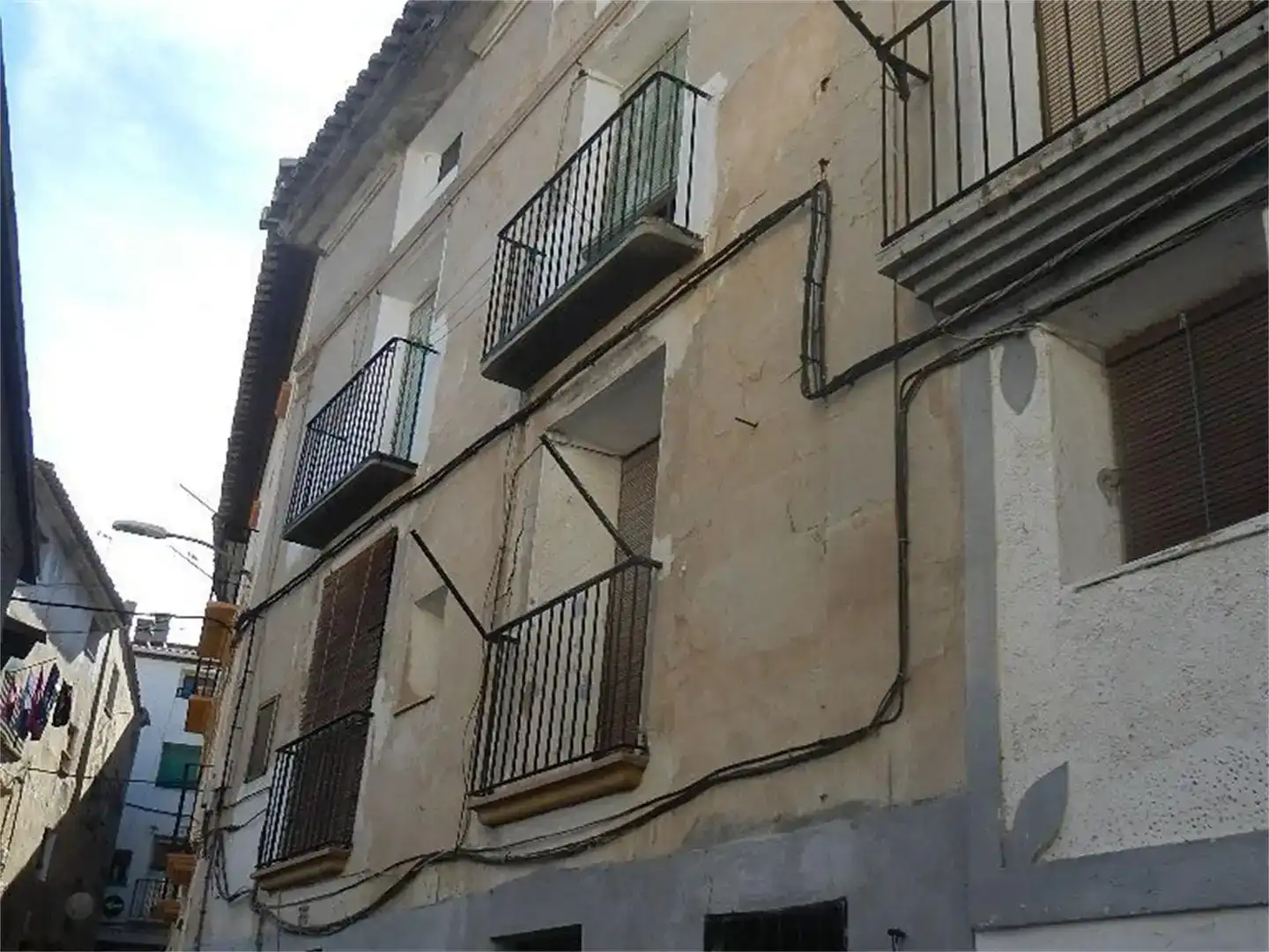 Vista exterior de Piso en venta en Ainzón, Zaragoza
