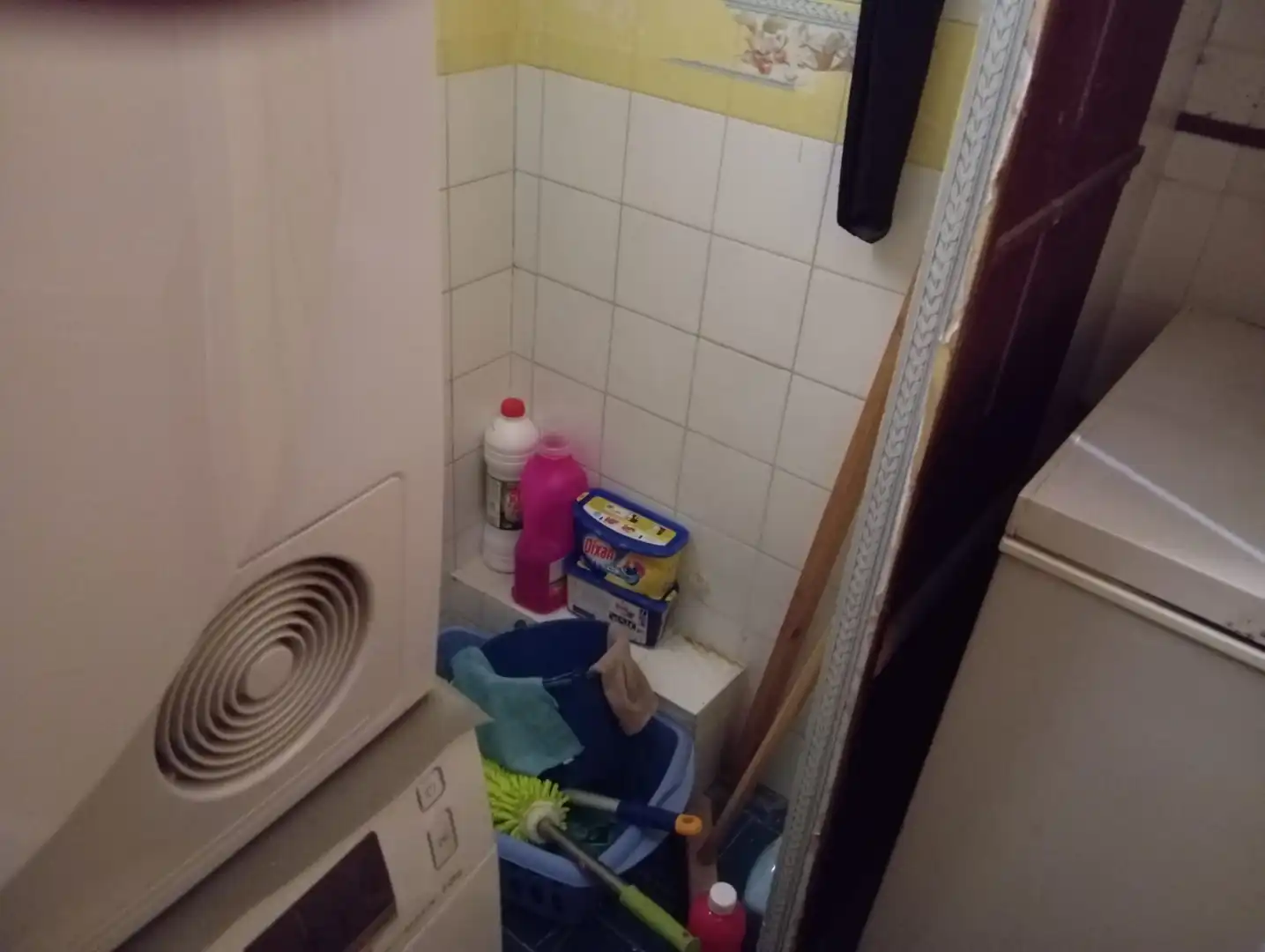 Bathroom of Flat for sale in Sevilla  with Air Conditioner, Private garden and Furnished