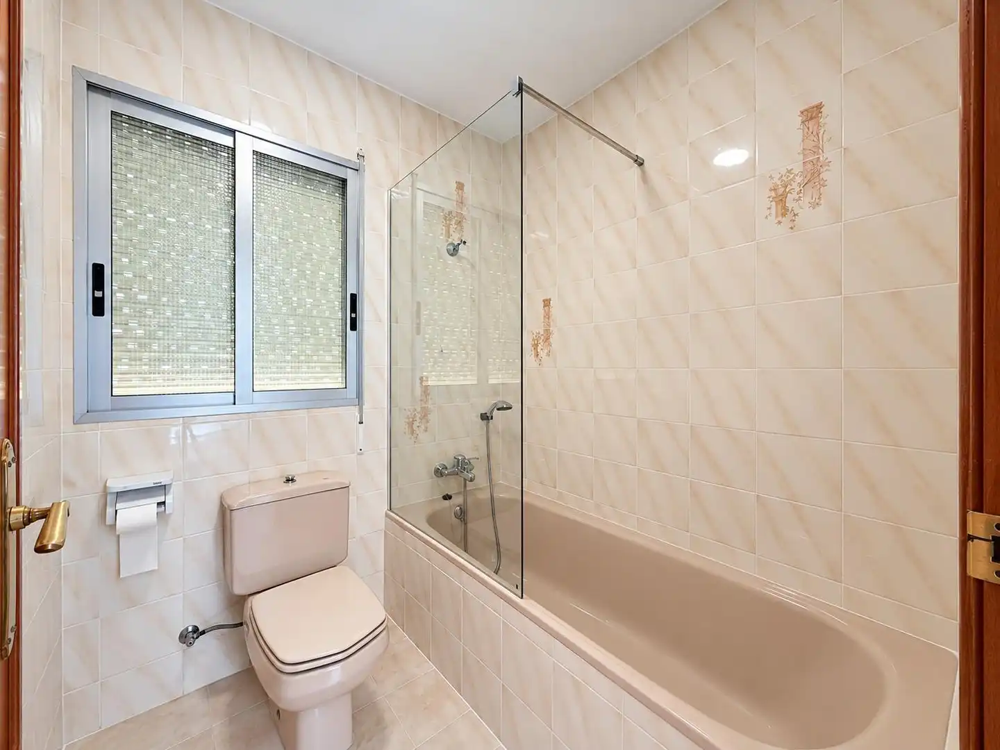 Bathroom of Flat for rent in Burjassot  with Furnished