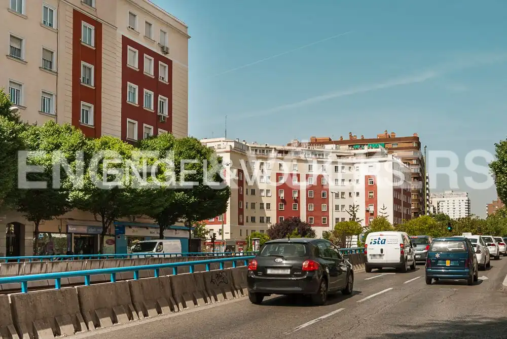 Vista exterior de Apartament de lloguer en Madrid amb Aire condicionat i Calefacció