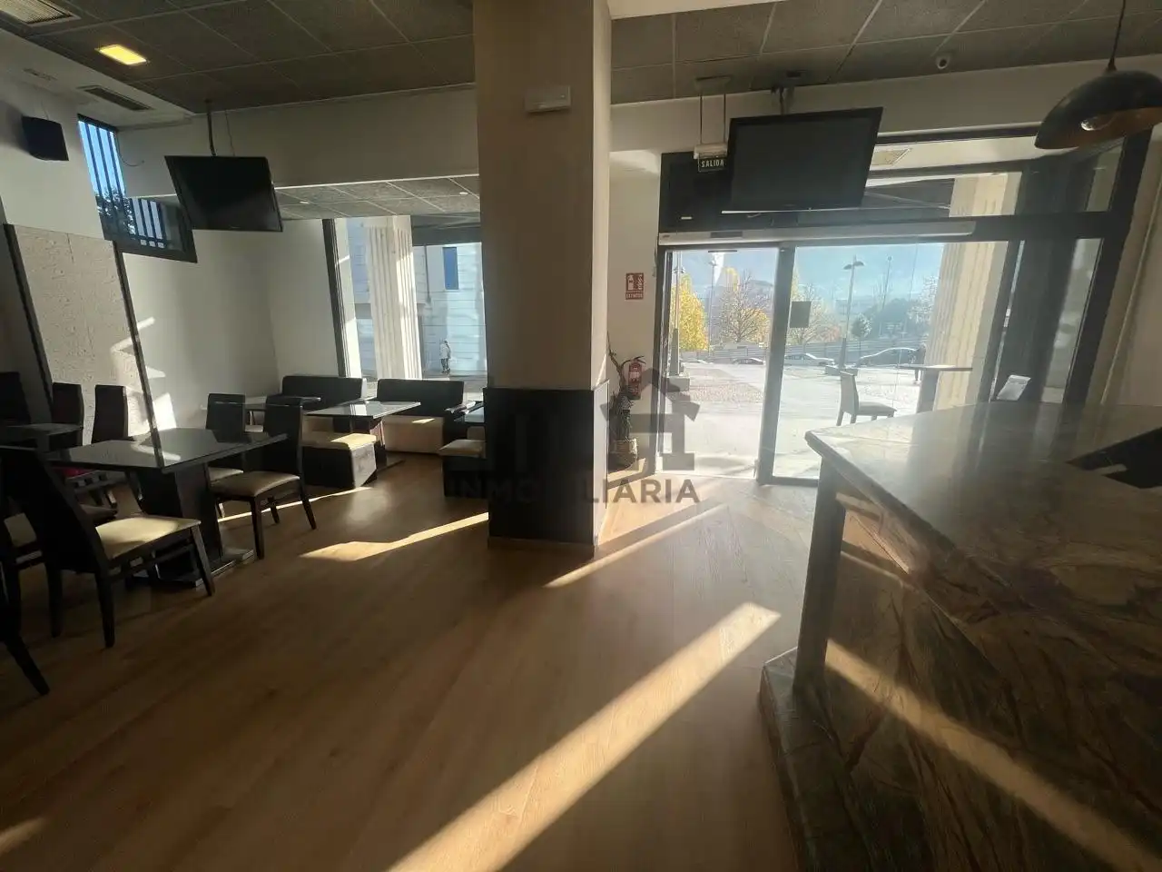 Local comercial de lloguer a As Lagoas, imagen 7
