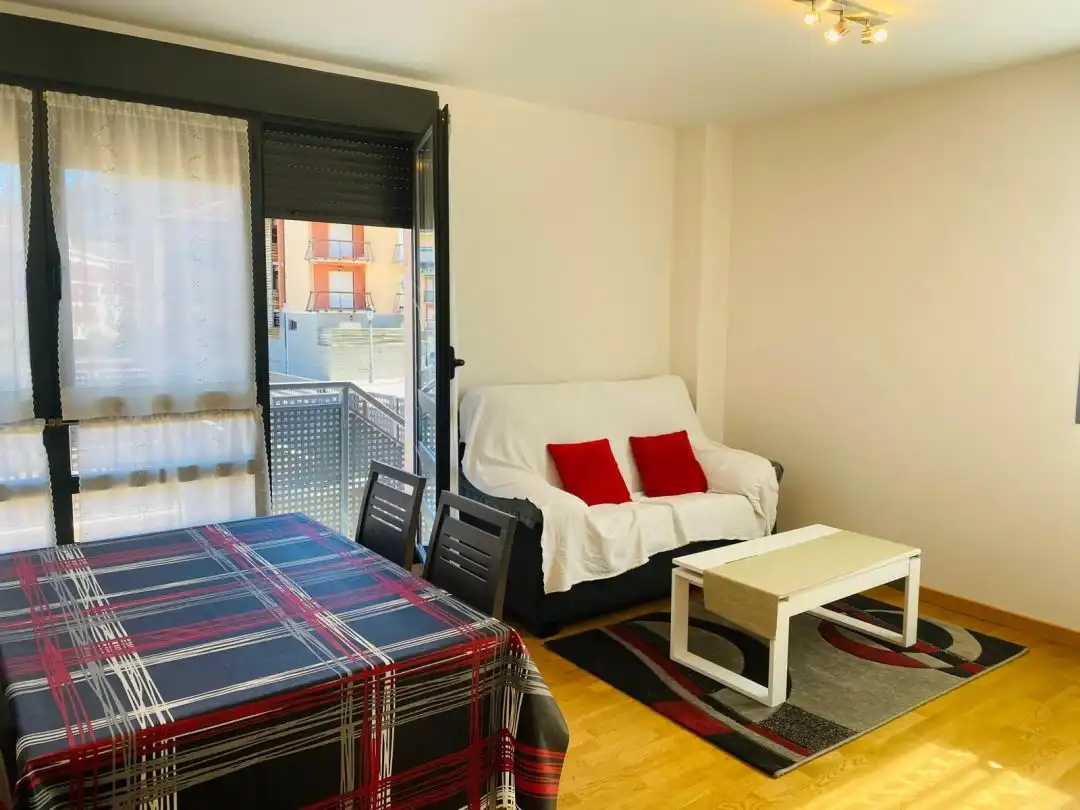 Sala de estar de Piso en venta en Ezcaray con Calefacción, Jardín privado y Terraza