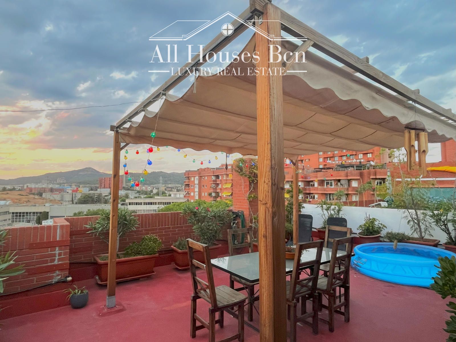 Terrace of Duplex for sale in Sant Joan Despí  with Air Conditioner, Heating and Parquet flooring
