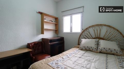 Photo 4 of Flat to share in San Fermín, Madrid